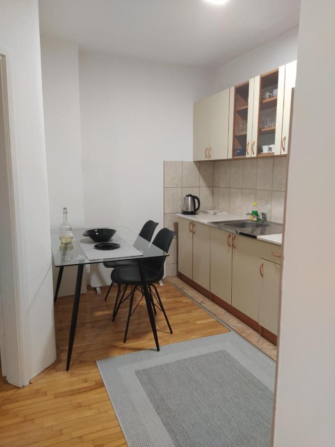 Apartman Iva Apartment Bijeljina Bagian luar foto