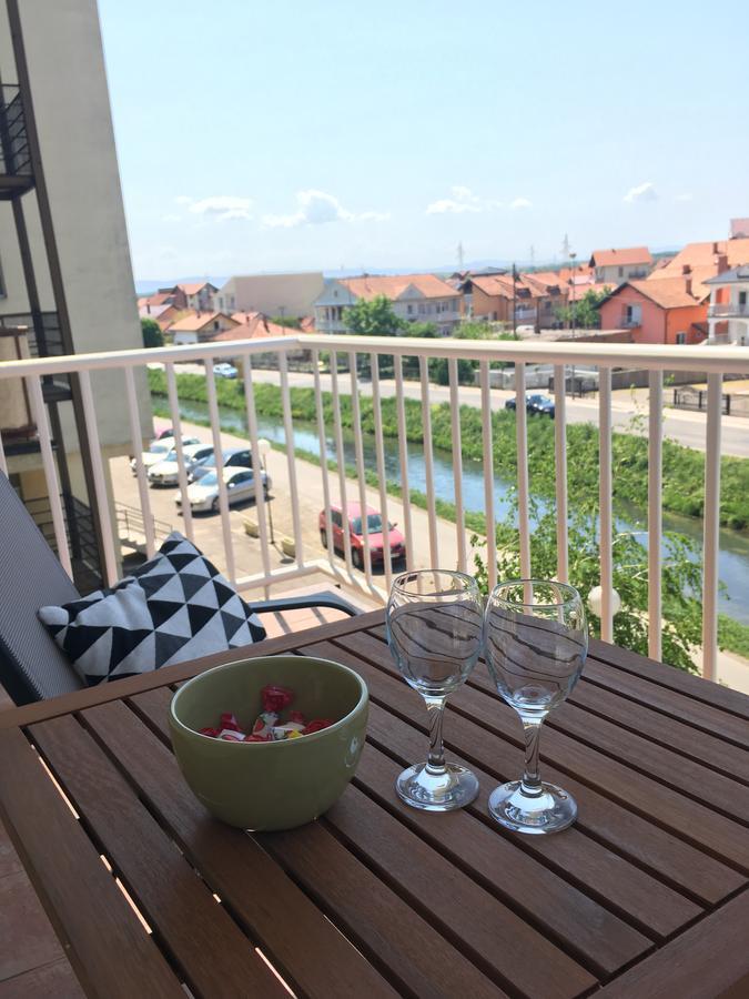 Apartman Iva Apartment Bijeljina Bagian luar foto